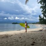 Krui surfing lesson